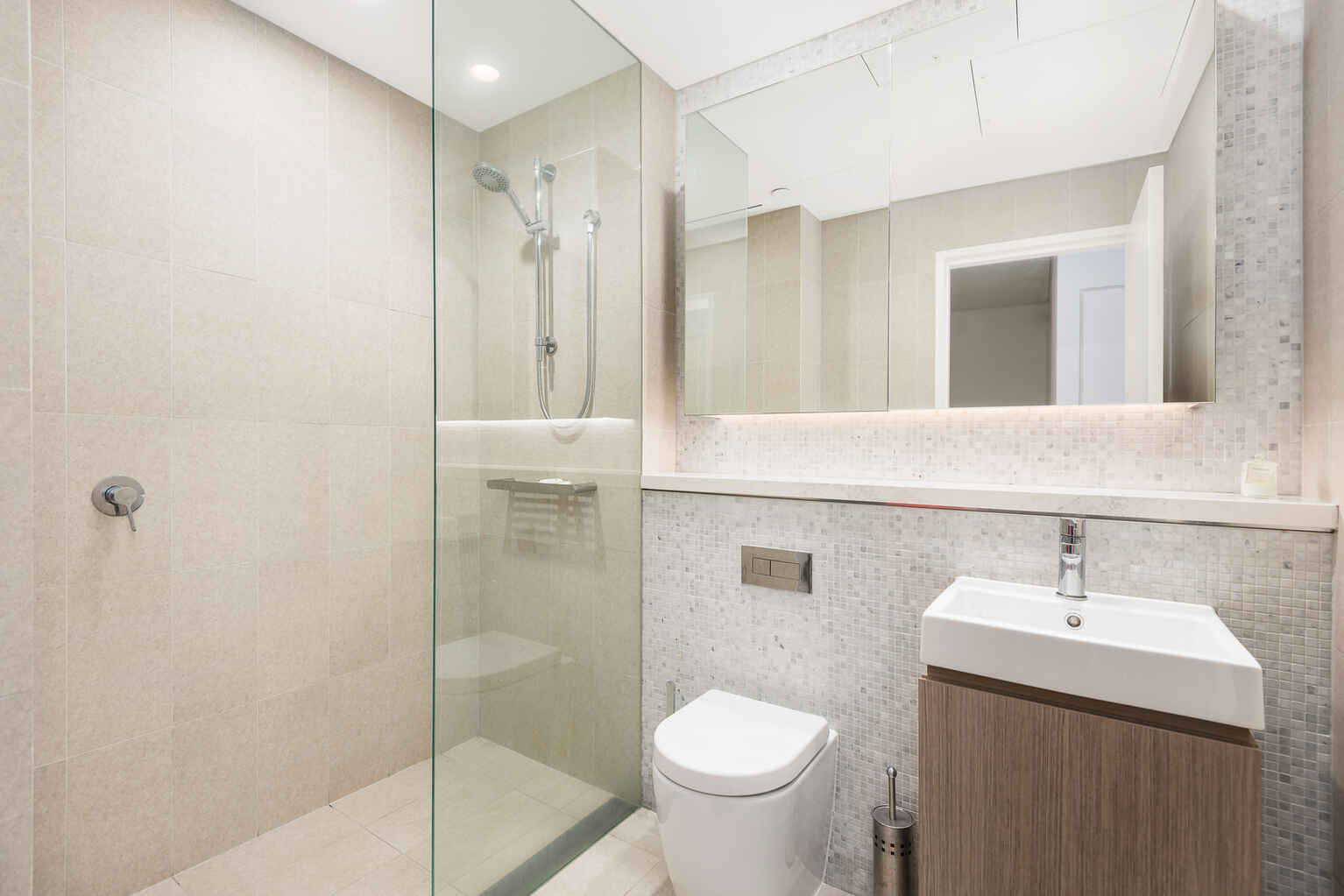 217/225 Pacific Highway North Sydney 217/225 Pacific Highway North Sydney