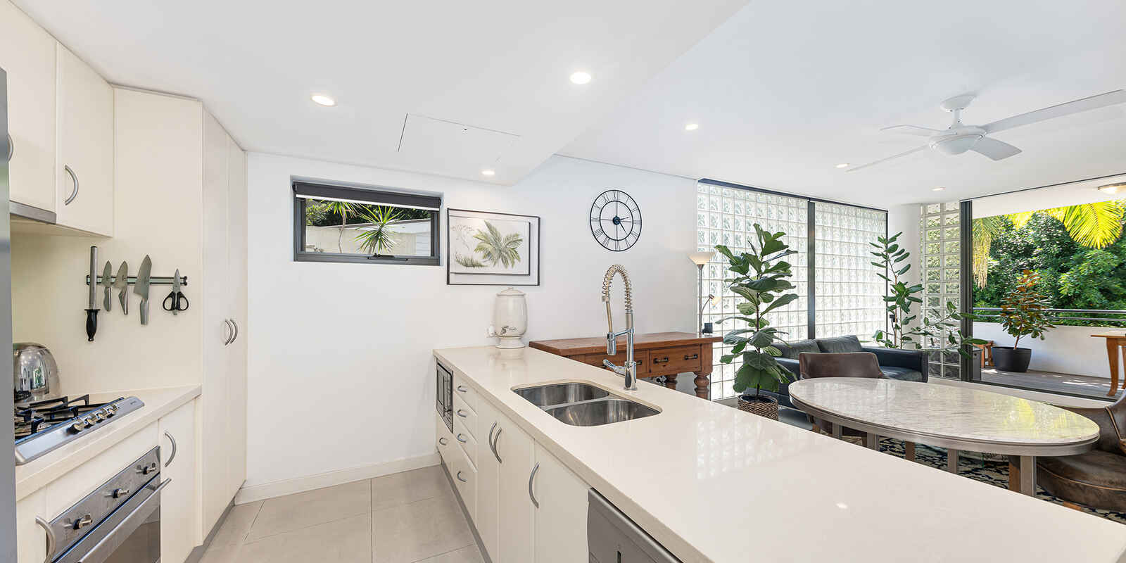 2/16 Rocklands Road Wollstonecraft
