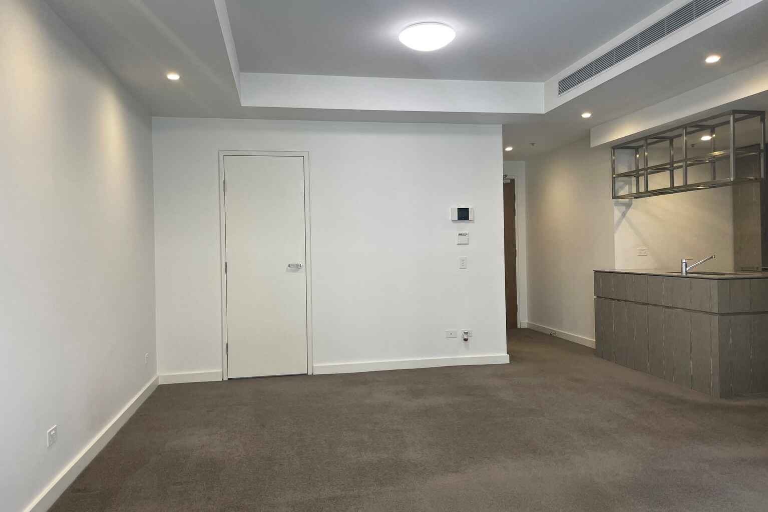 806/138 Walker Street North Sydney