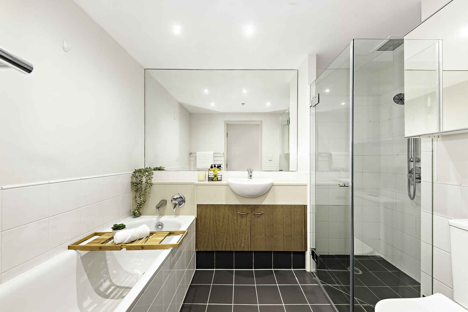 1108/79-81 Berry Street North Sydney