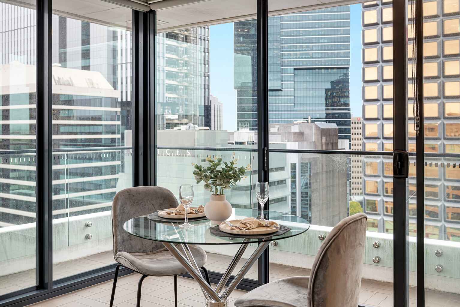 1907/138 Walker Street North Sydney 1907/138 Walker Street North Sydney