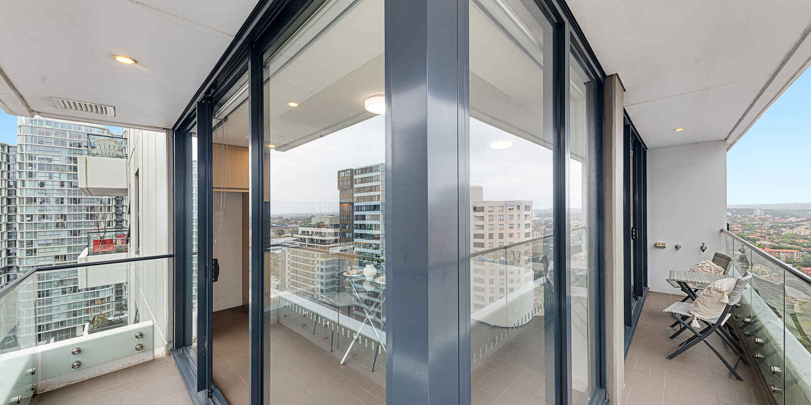 1907/138 Walker Street North Sydney 1907/138 Walker Street North Sydney