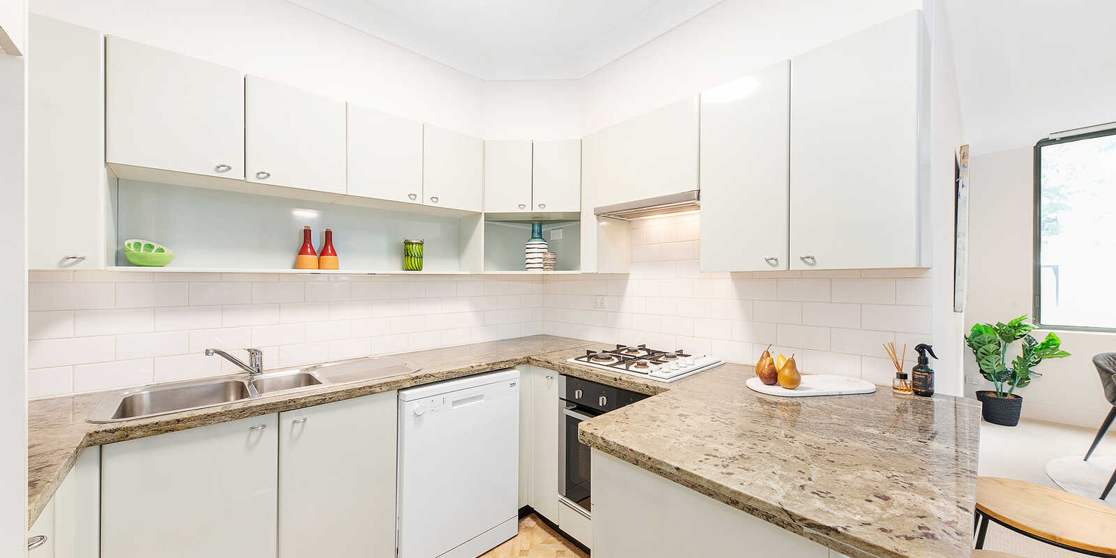 M02/39 McLaren Street North Sydney