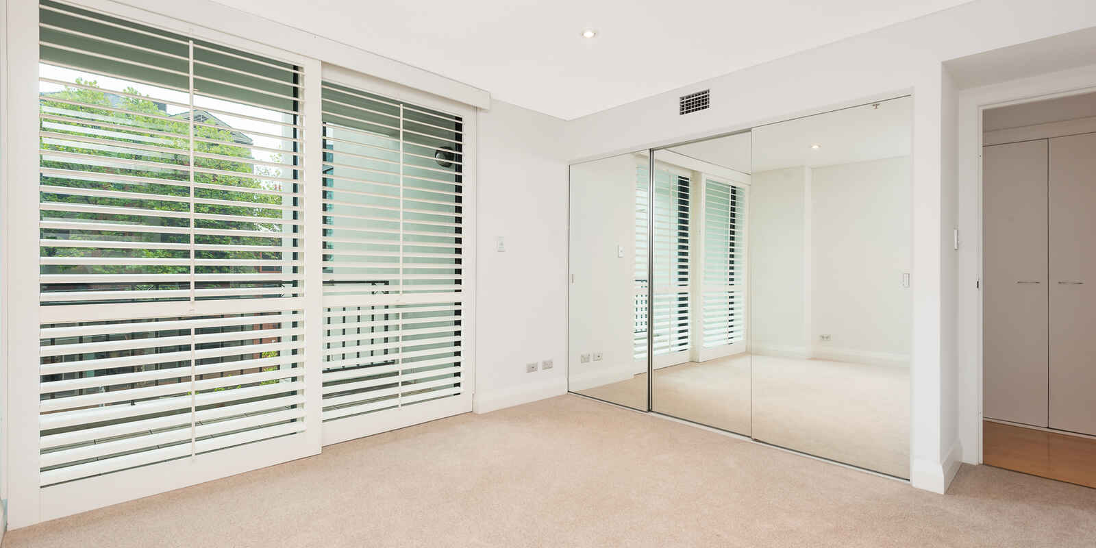 31/237 Miller Street North Sydney