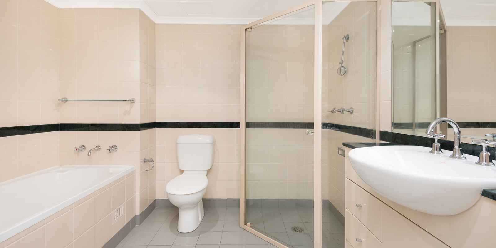 31/237 Miller Street North Sydney