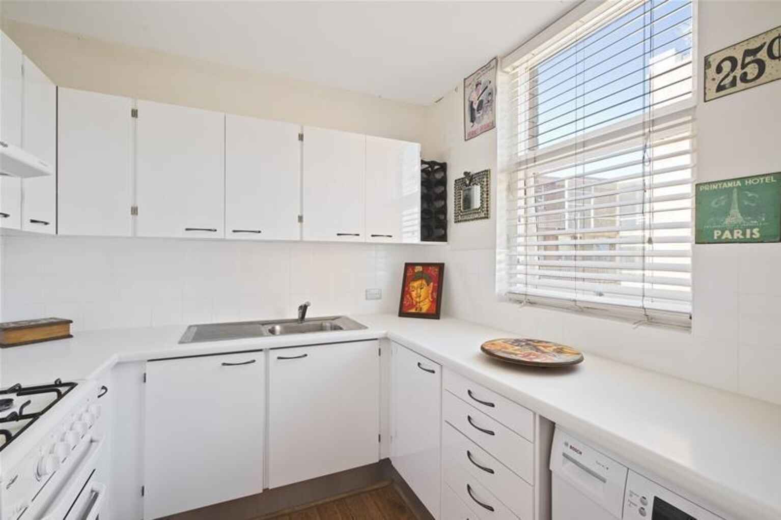 9/4 Clifford Street Mosman