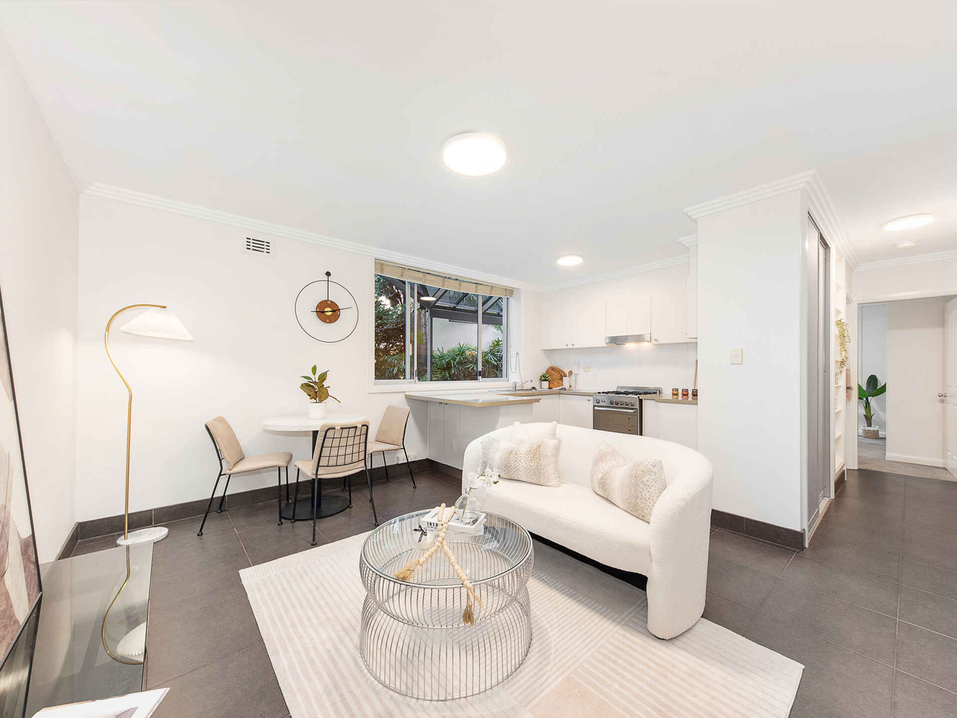 2/27B Elamang Avenue Kirribilli