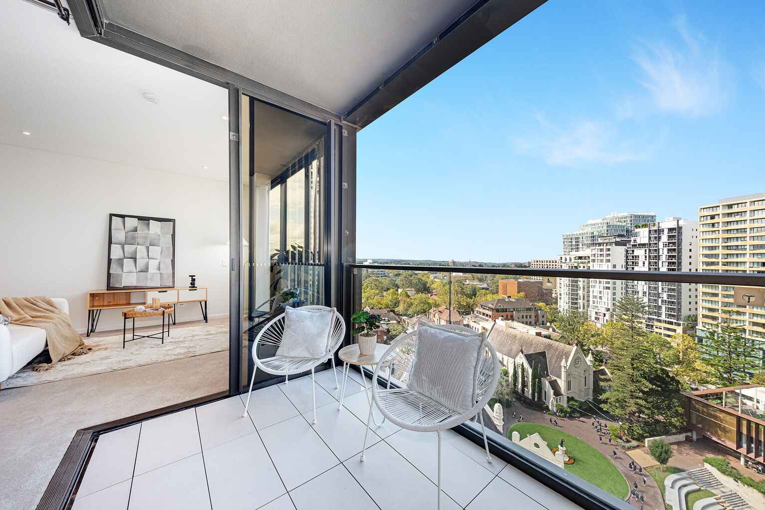 1615/211 Pacific Highway North Sydney