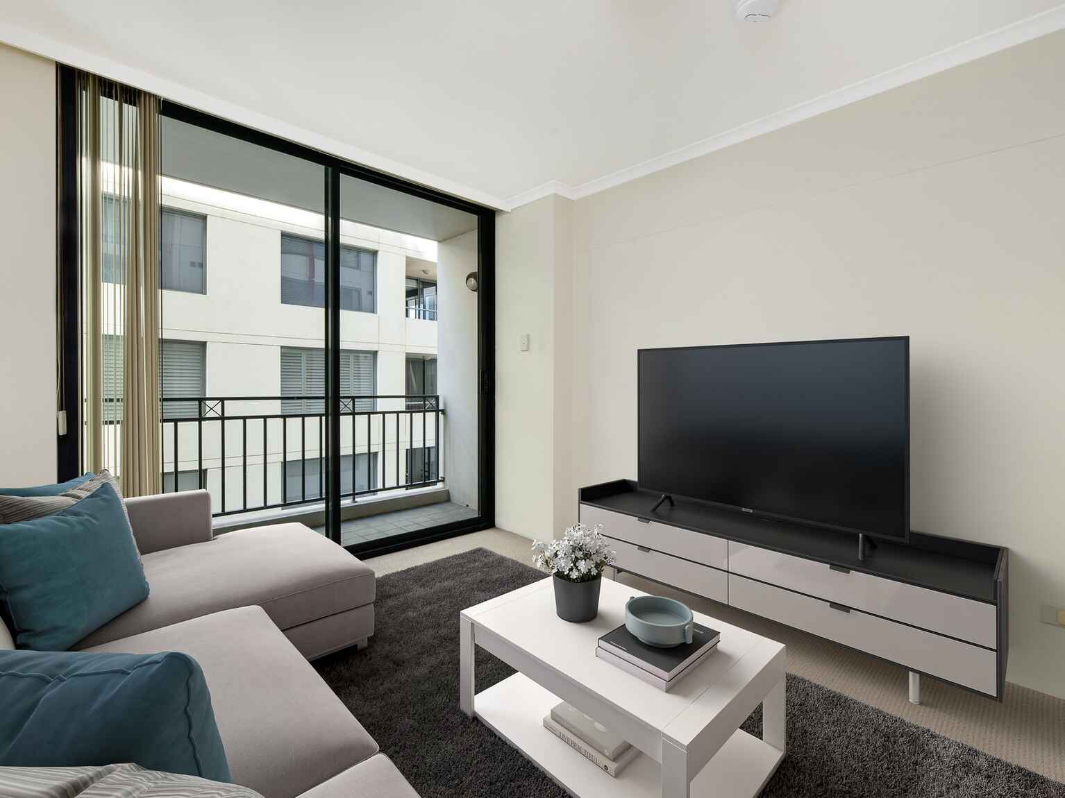55/237 Miller Street North Sydney