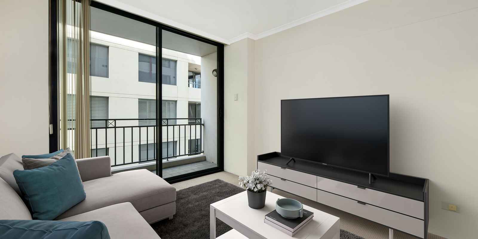 55/237 Miller Street North Sydney