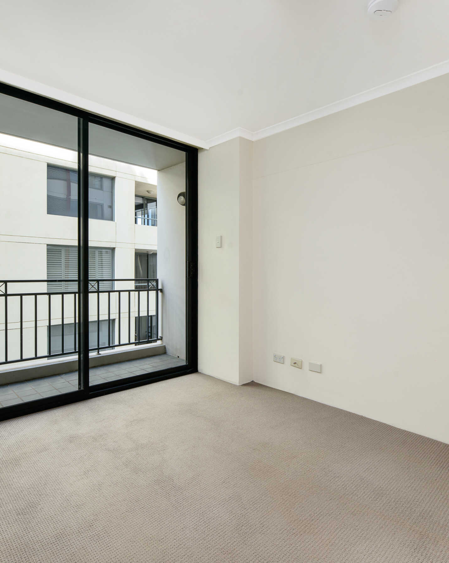 55/237 Miller Street North Sydney, Sydney - Thumbnail 3