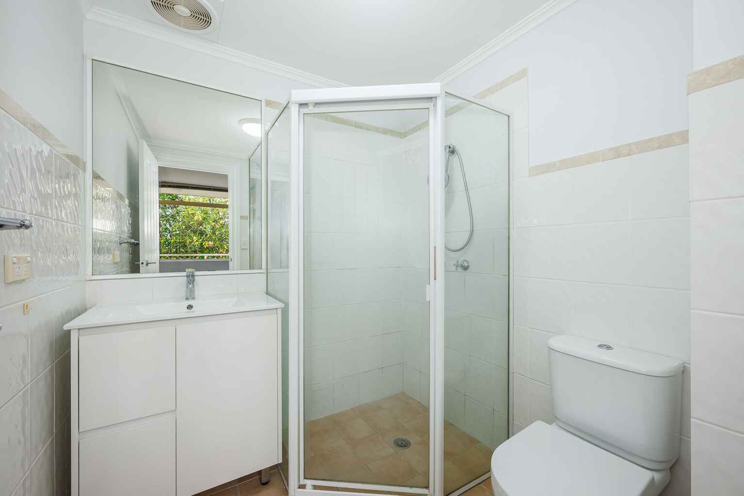 24/10-12  Gerard Street Cremorne