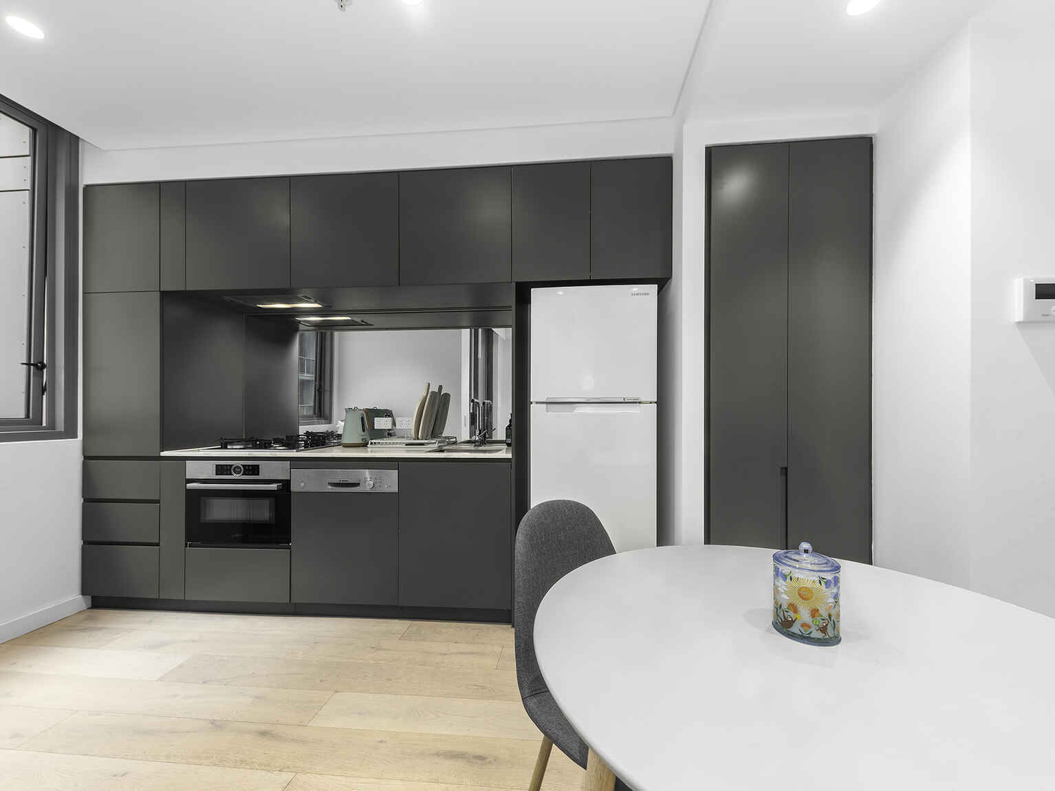 1101/221 Miller Street North Sydney