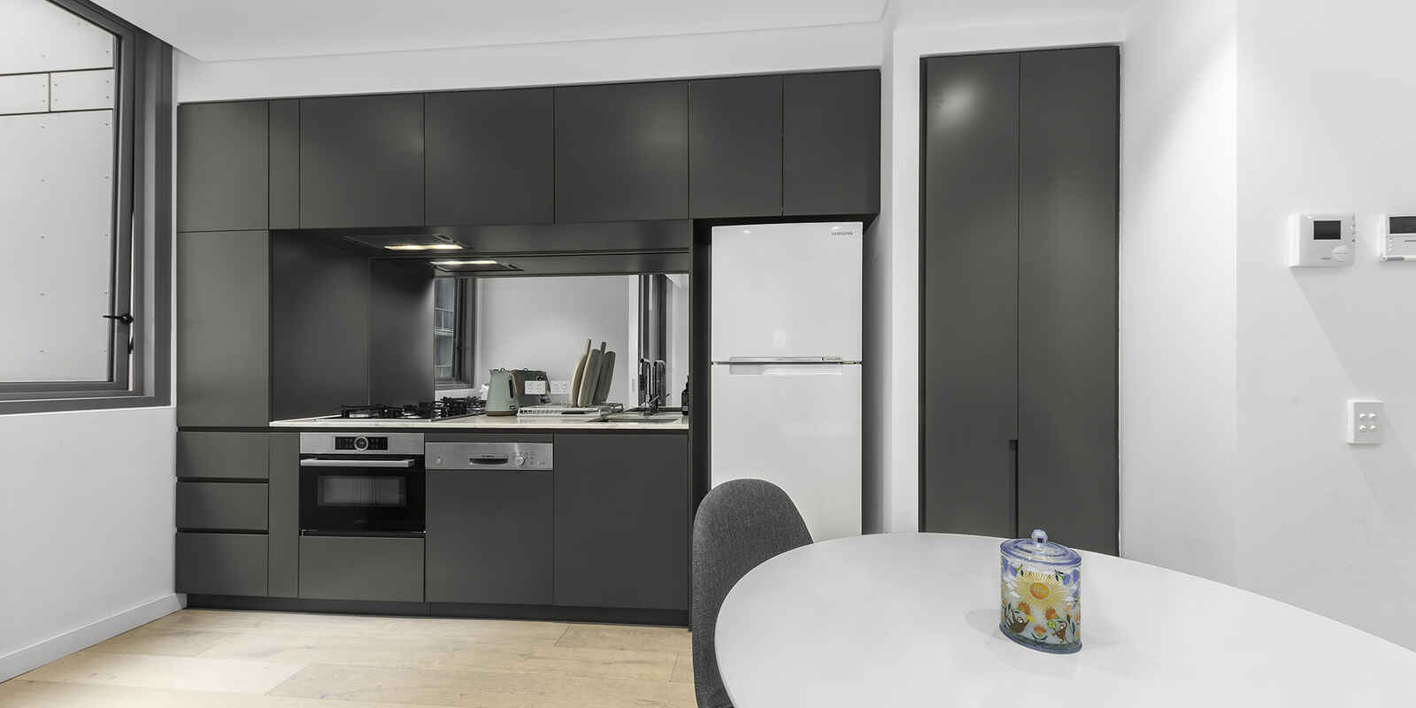 1101/221 Miller Street North Sydney