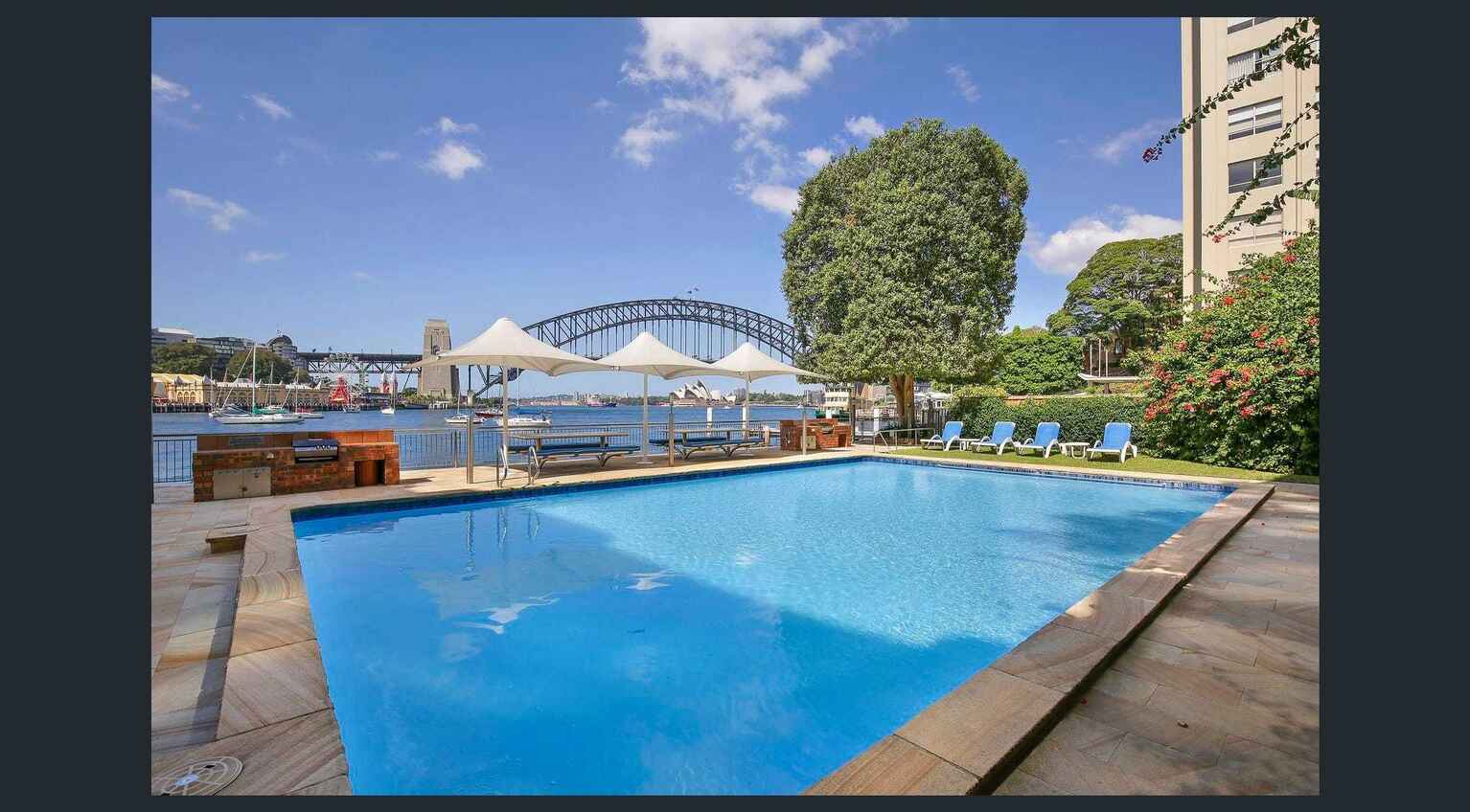 17/2A Henry Lawson Drive McMahons Point 17/2A Henry Lawson Drive McMahons Point