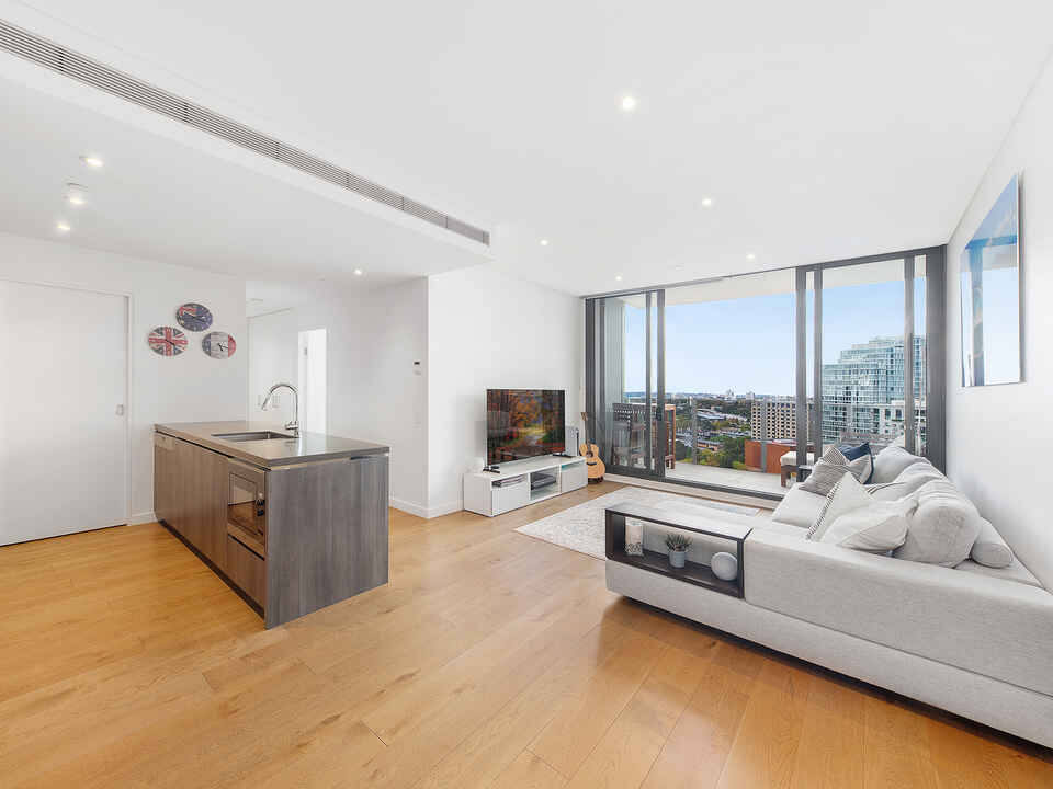 1801/225 Pacific Highway North Sydney
