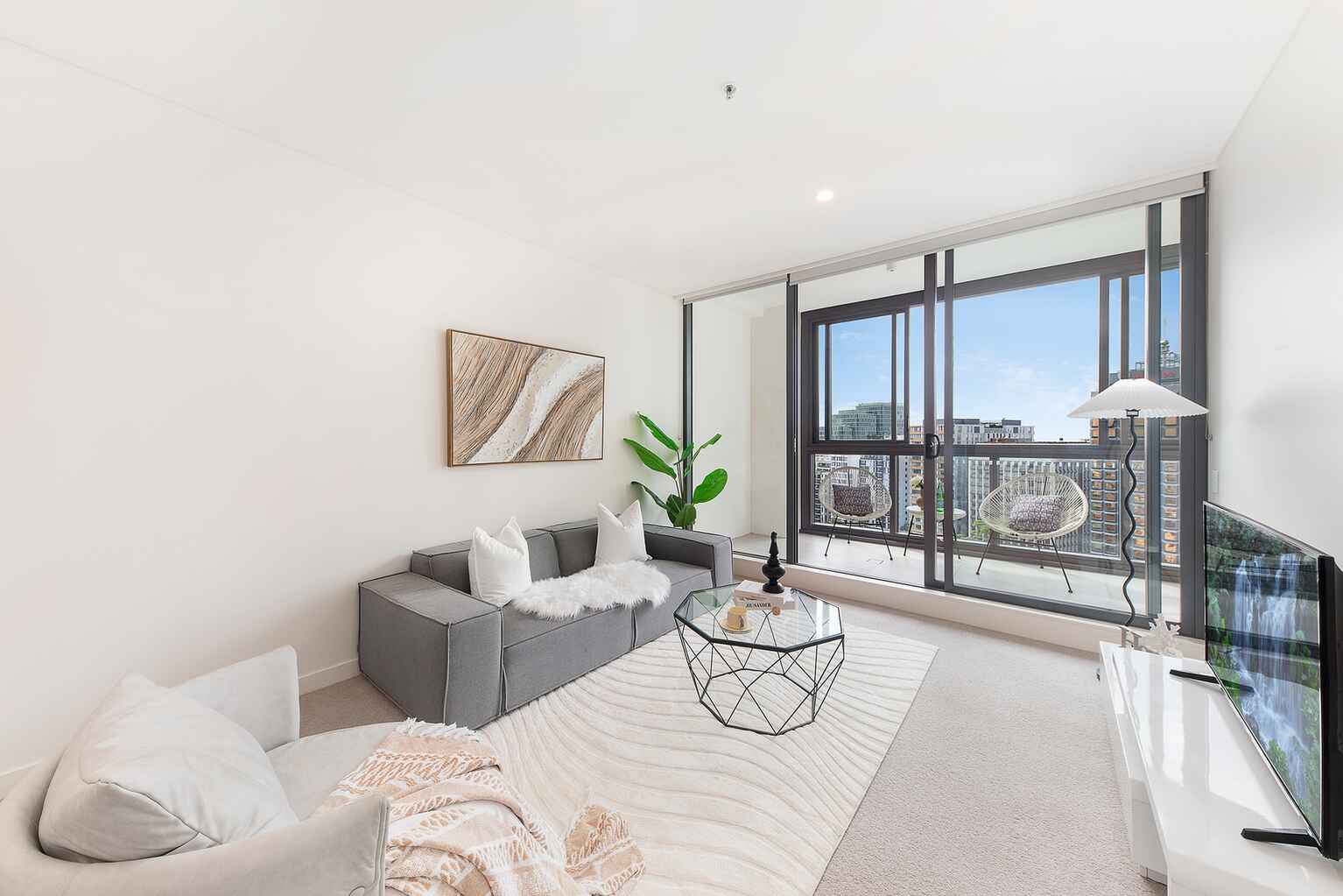 2007/150 Pacific Highway North Sydney