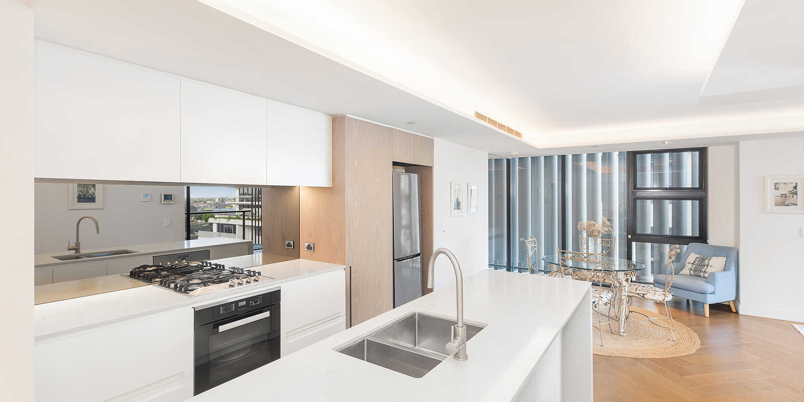406/88 Alfred Street South Milsons Point 406/88 Alfred Street South Milsons Point