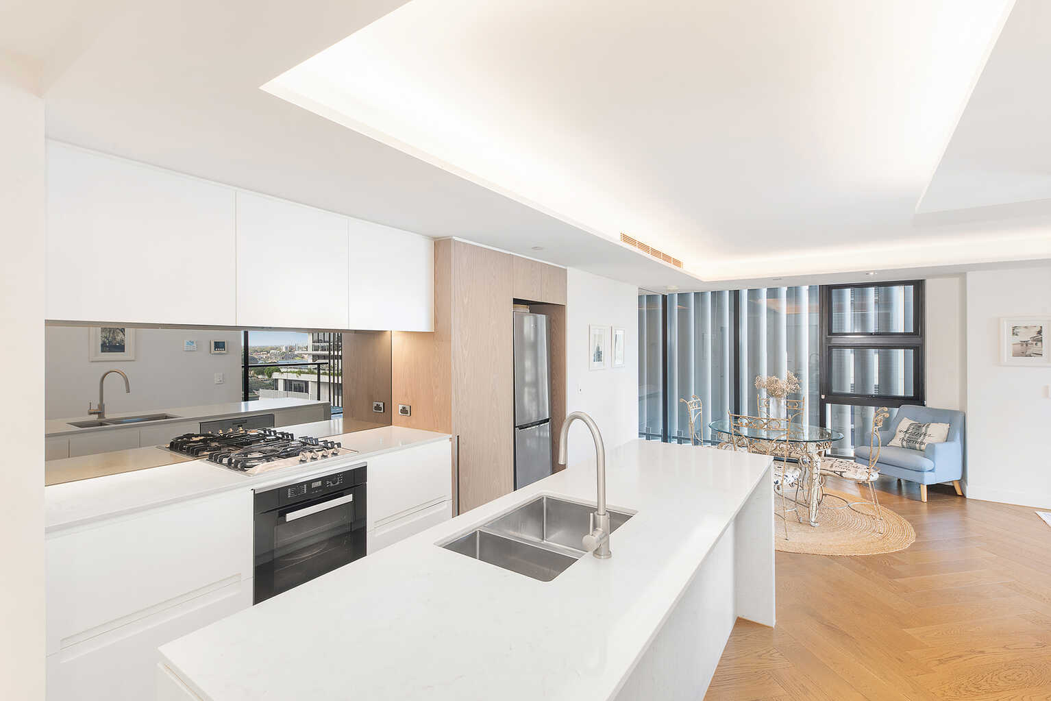 406/88 Alfred Street South Milsons Point 406/88 Alfred Street South Milsons Point