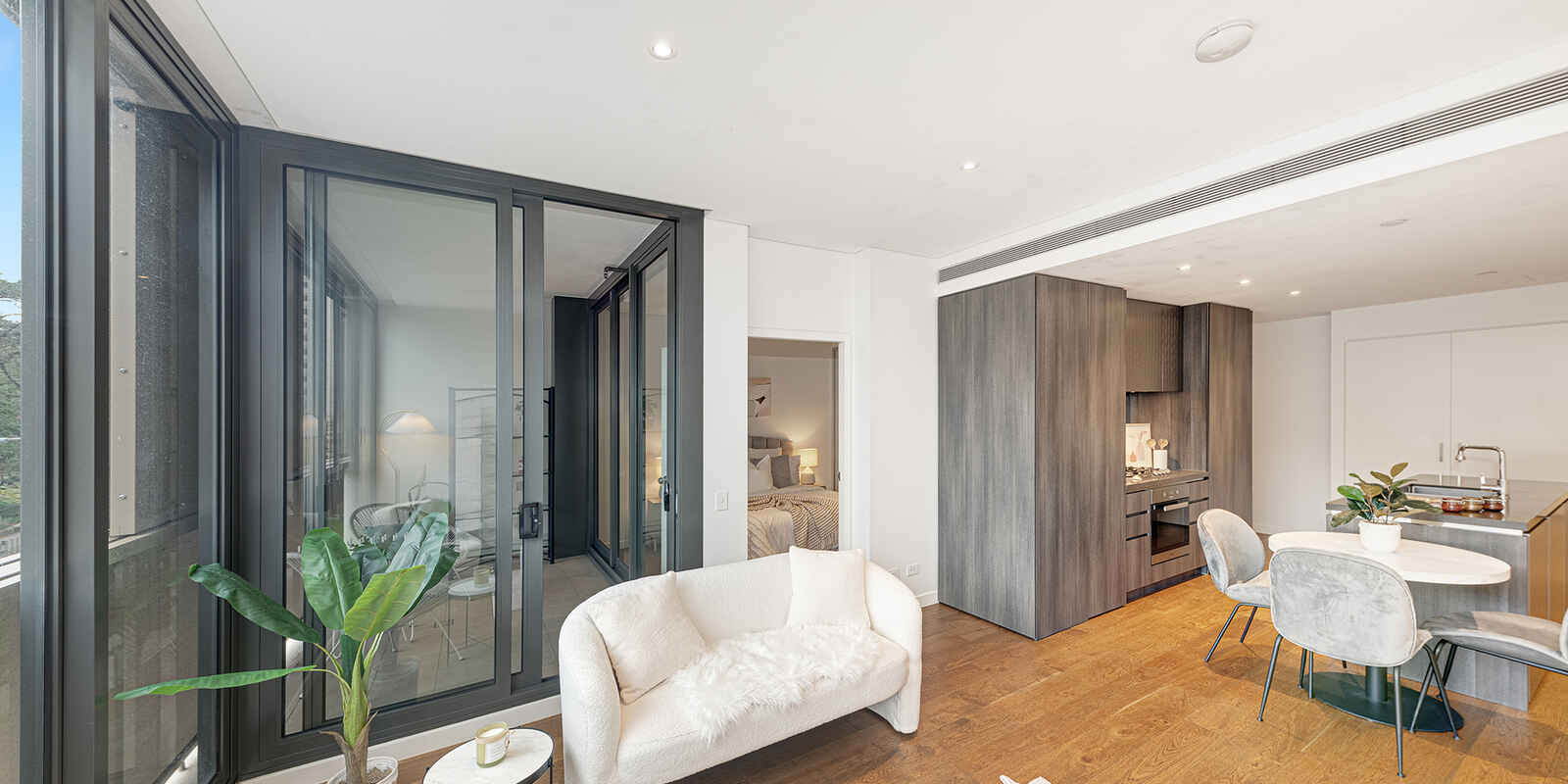 311/225 Pacific Highway North Sydney 311/225 Pacific Highway North Sydney