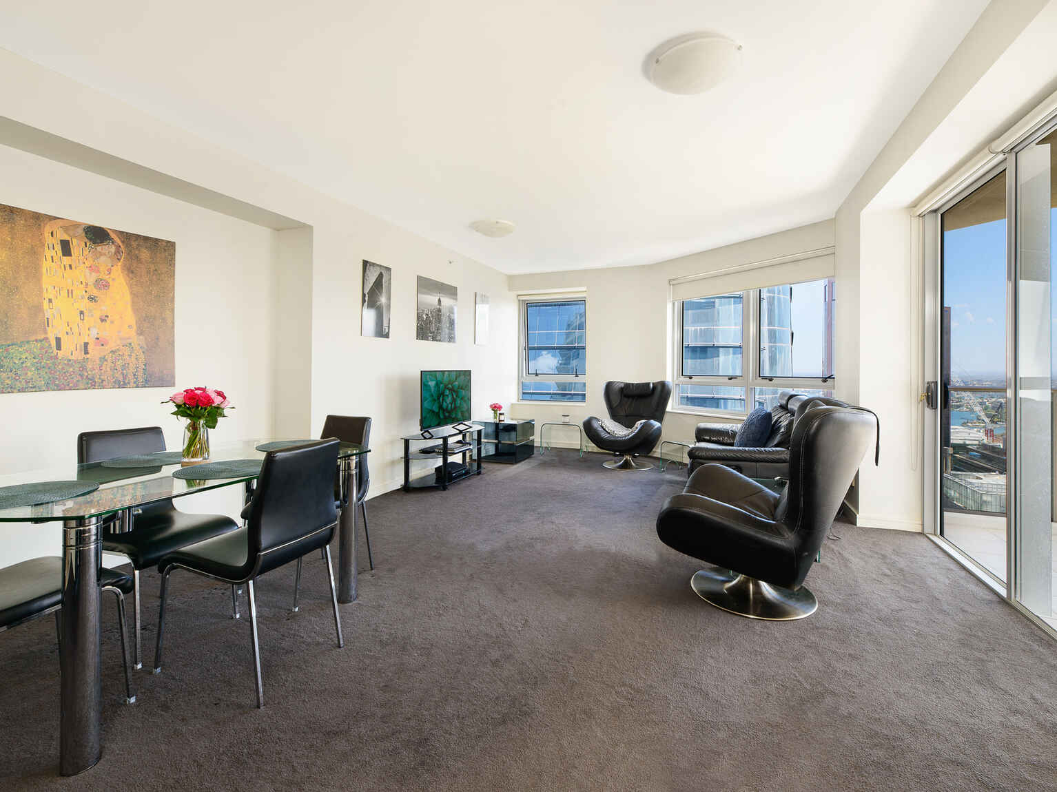 2502/79-81 Berry Street North Sydney