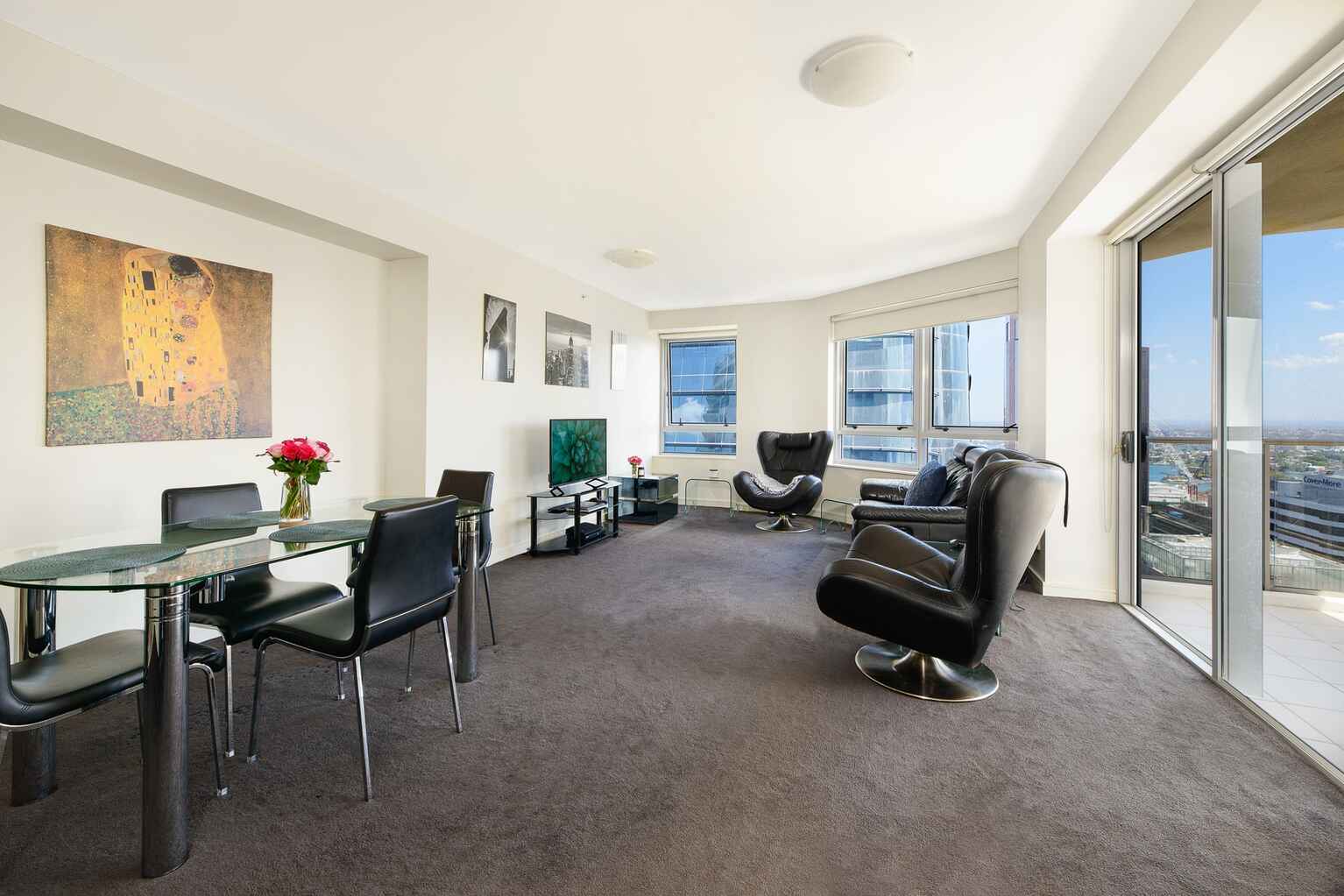 2502/79-81 Berry Street North Sydney