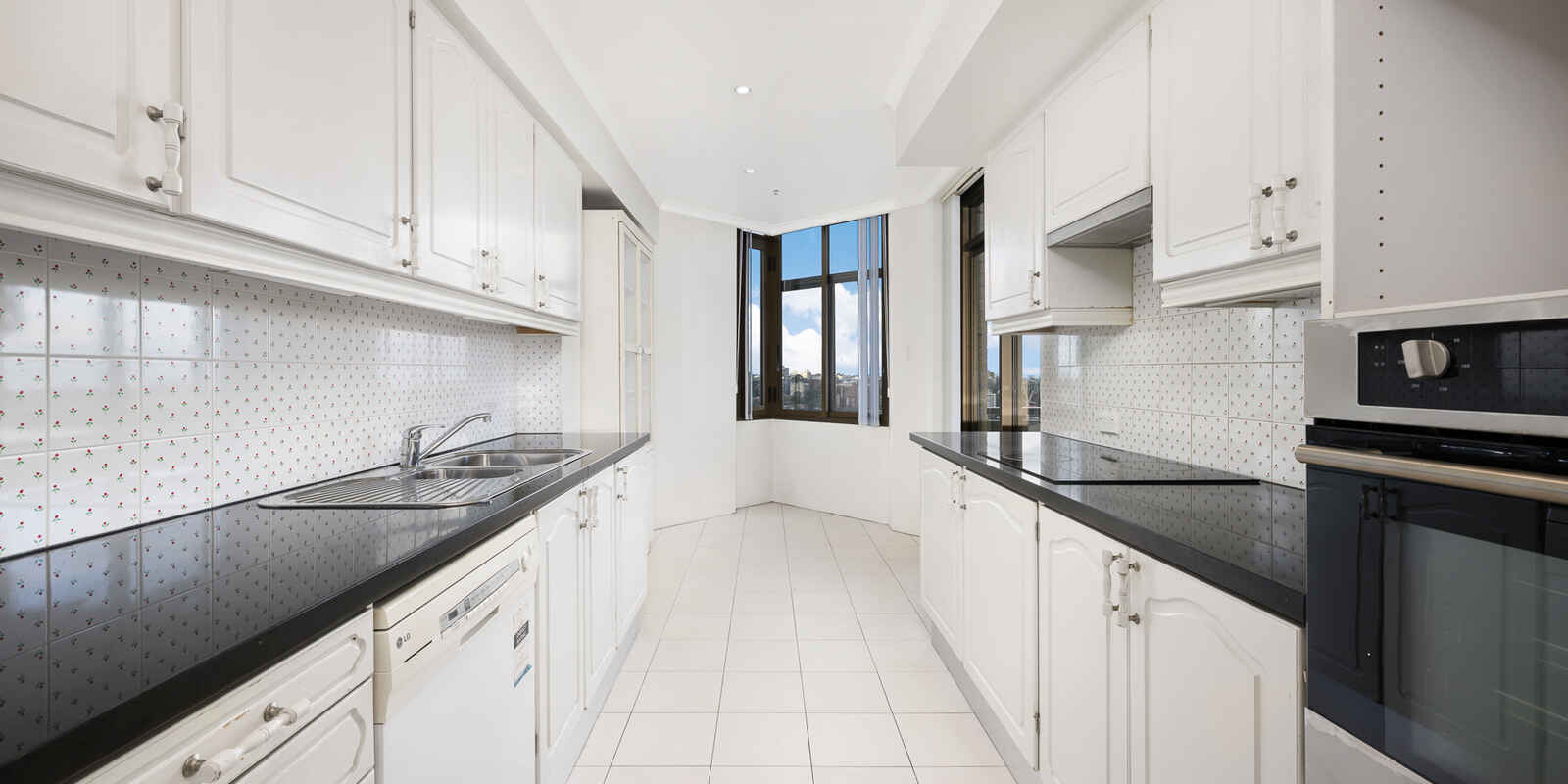 73/171 Walker Street North Sydney