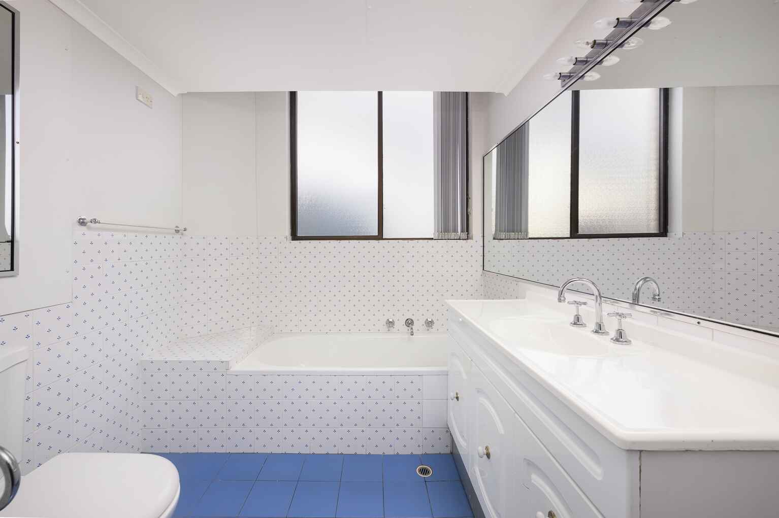 73/171 Walker Street North Sydney