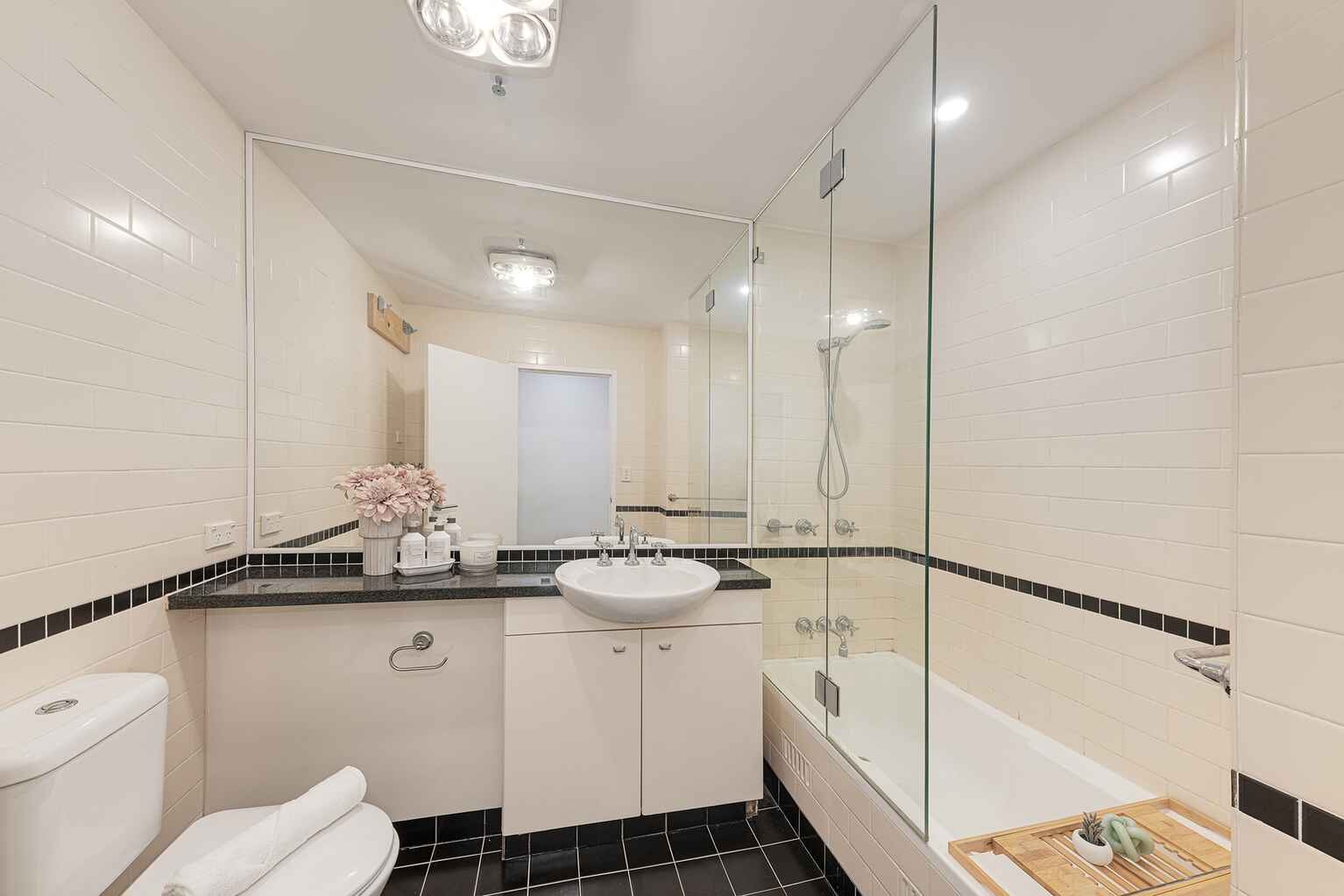 205/2-10 Mount Street North Sydney 205/2-10 Mount Street North Sydney