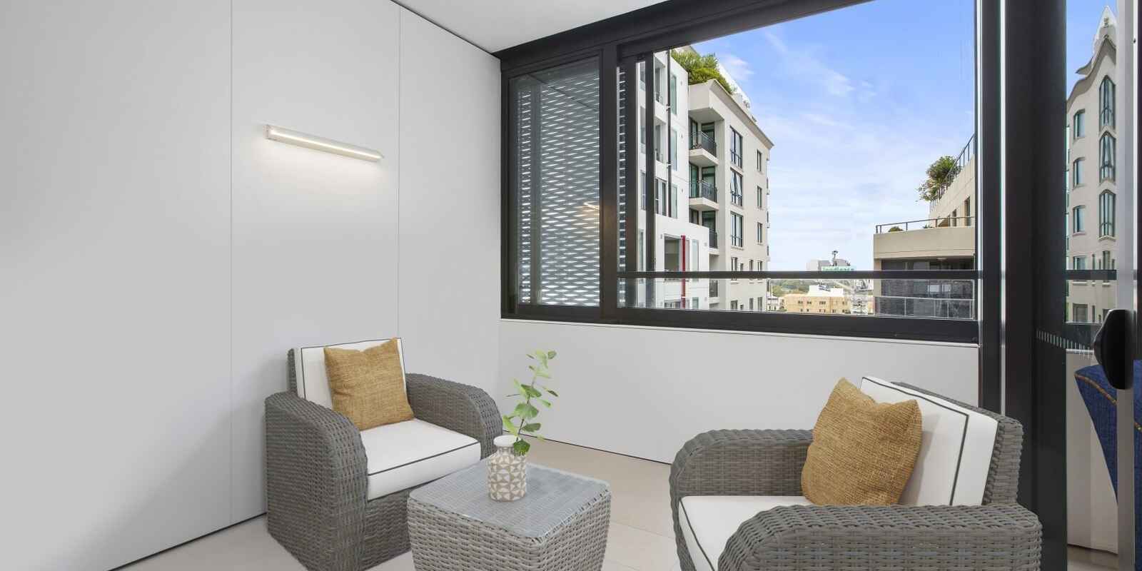1001/229 Miller Street North Sydney