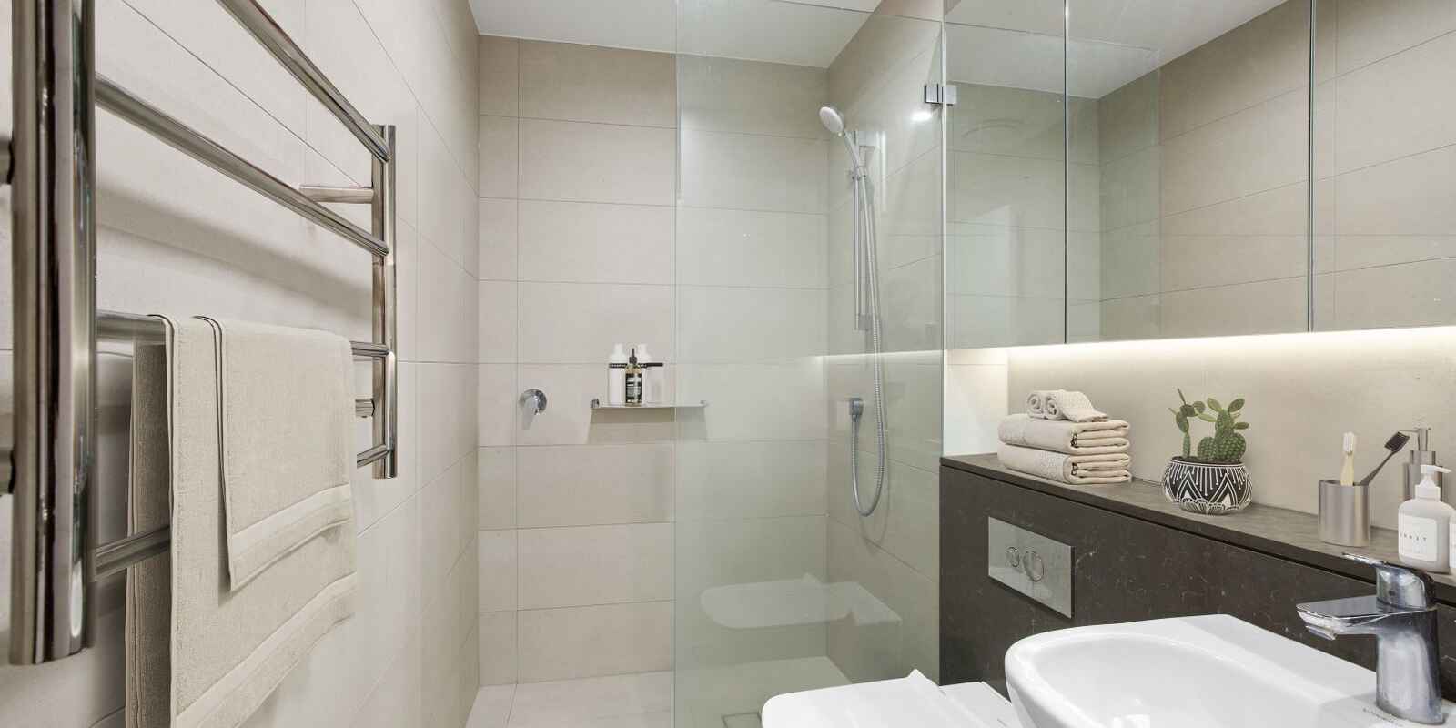 1001/229 Miller Street North Sydney