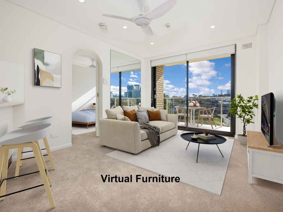93/21 East Crescent McMahons Point