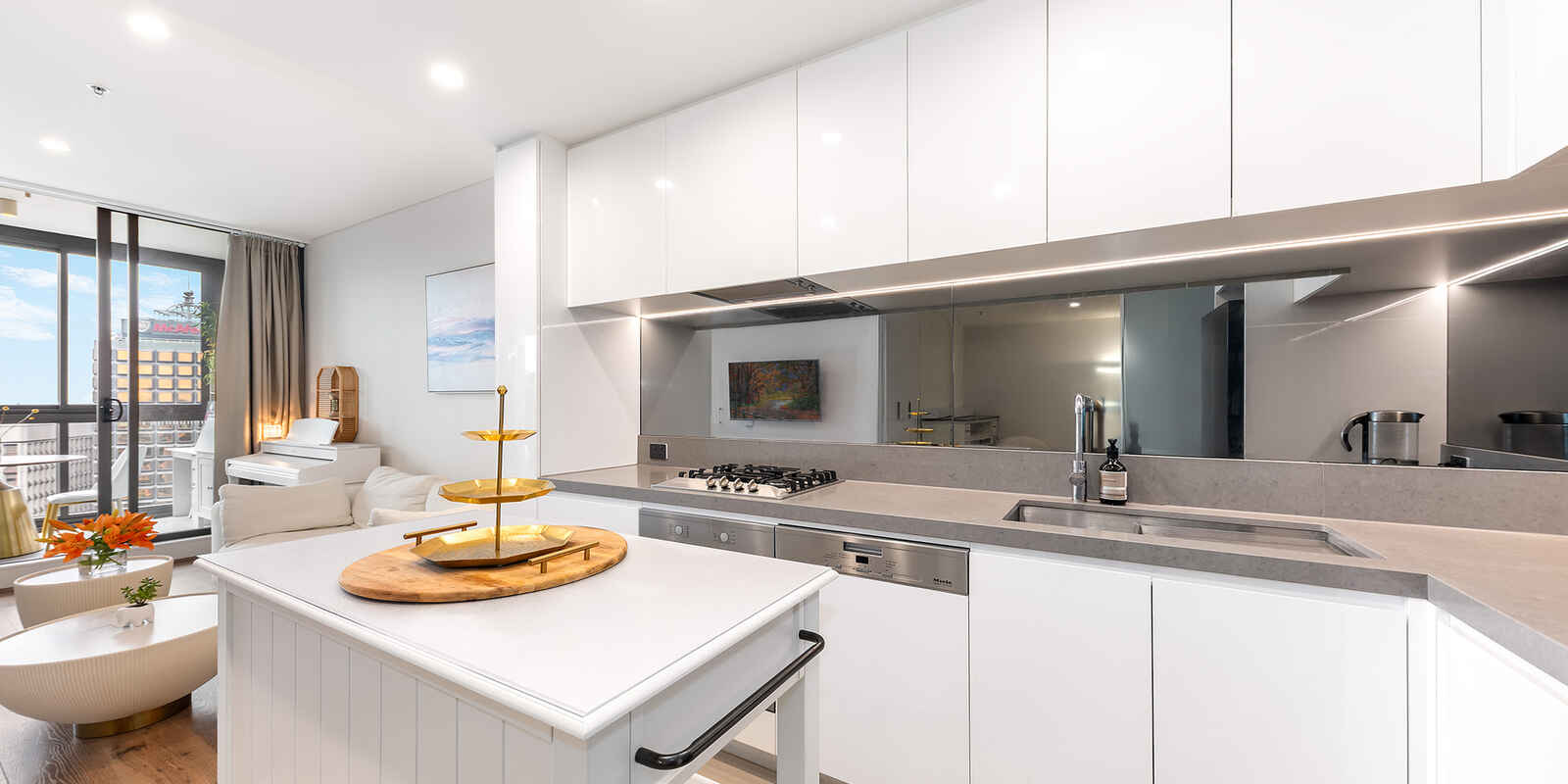 2004/150 Pacific Highway North Sydney