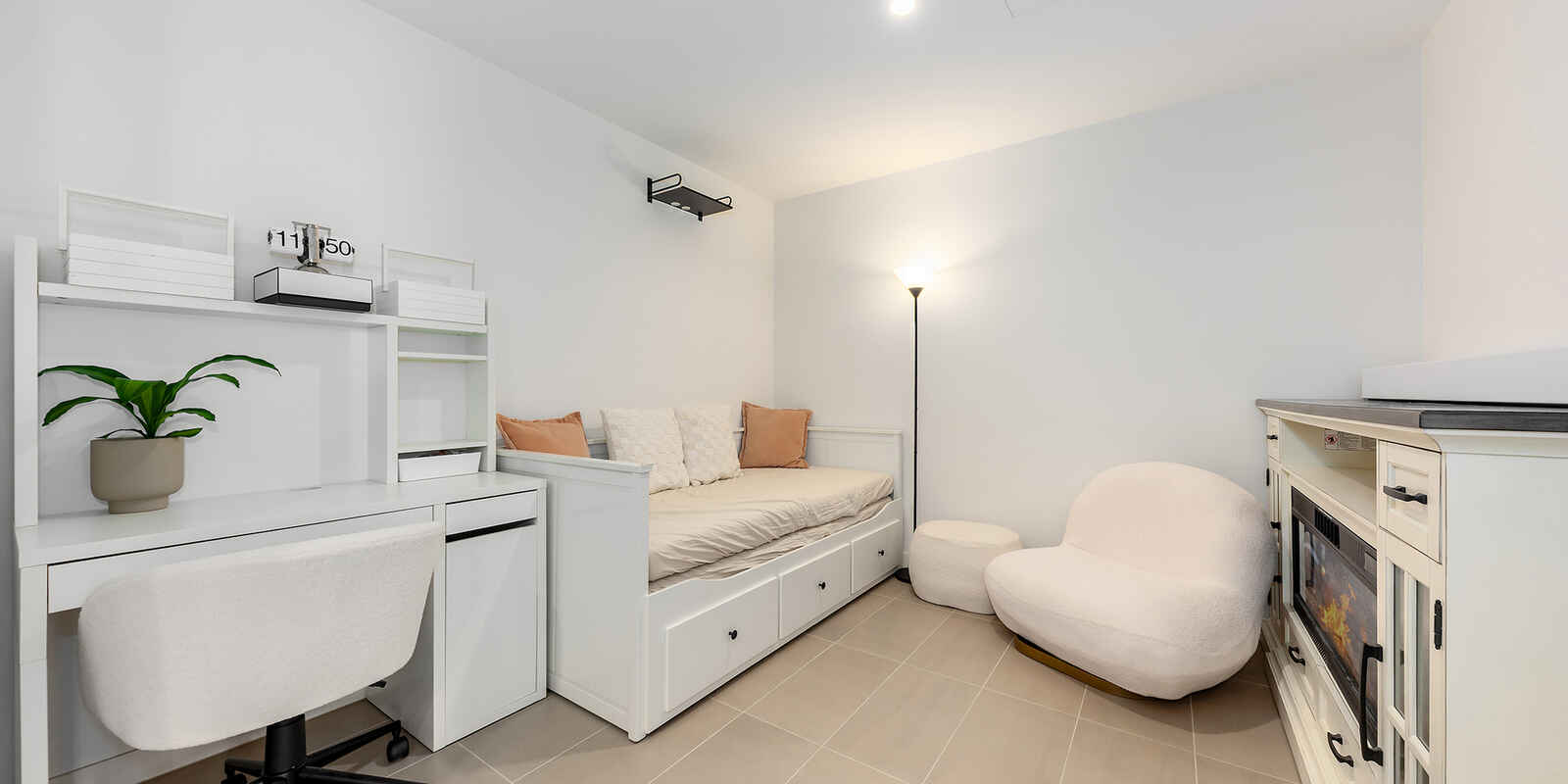 2004/150 Pacific Highway North Sydney