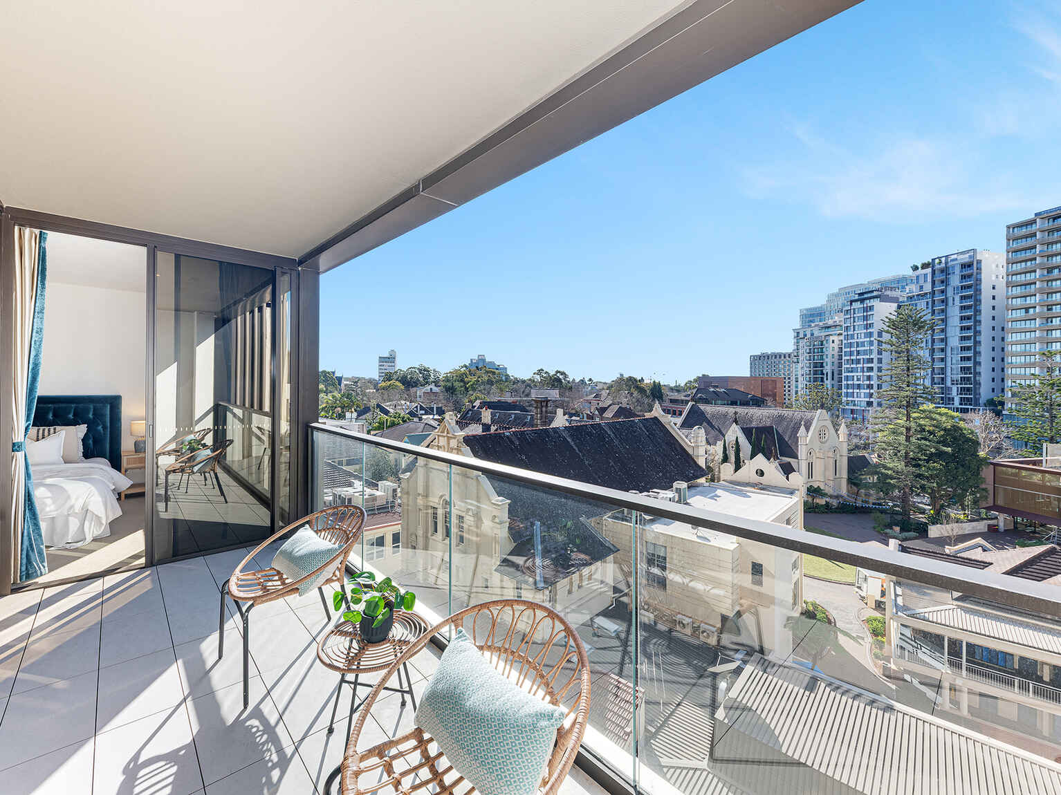 810/211 Pacific Highway North Sydney