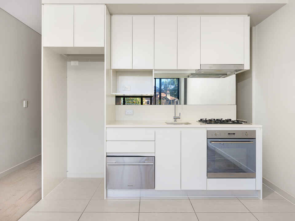 106/245 Pacific Highway North Sydney