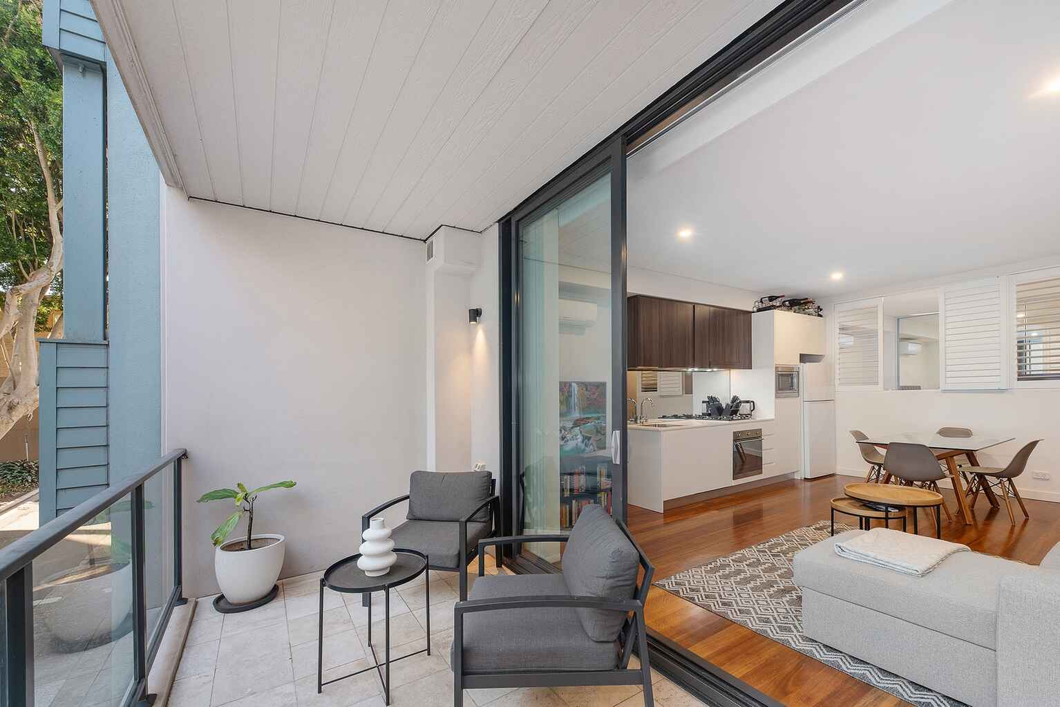 102/2 Hazelbank Place North Sydney
