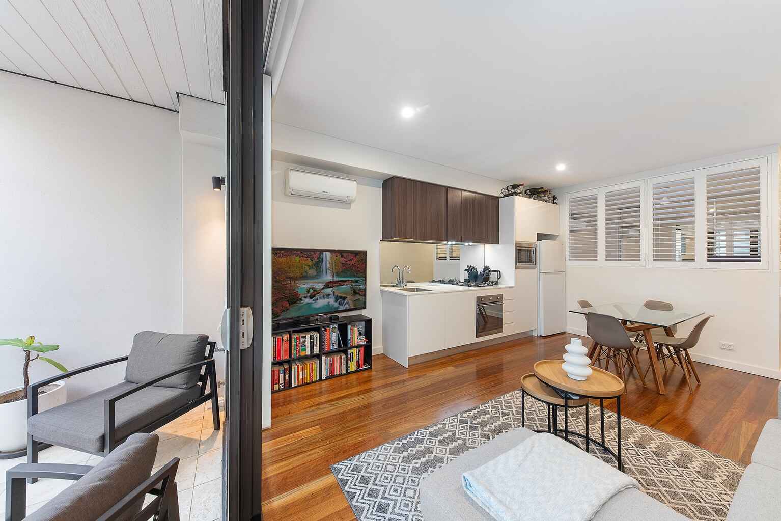 102/2 Hazelbank Place North Sydney