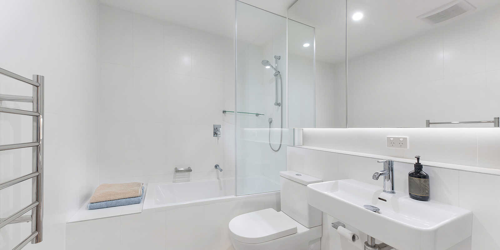 102/2 Hazelbank Place North Sydney