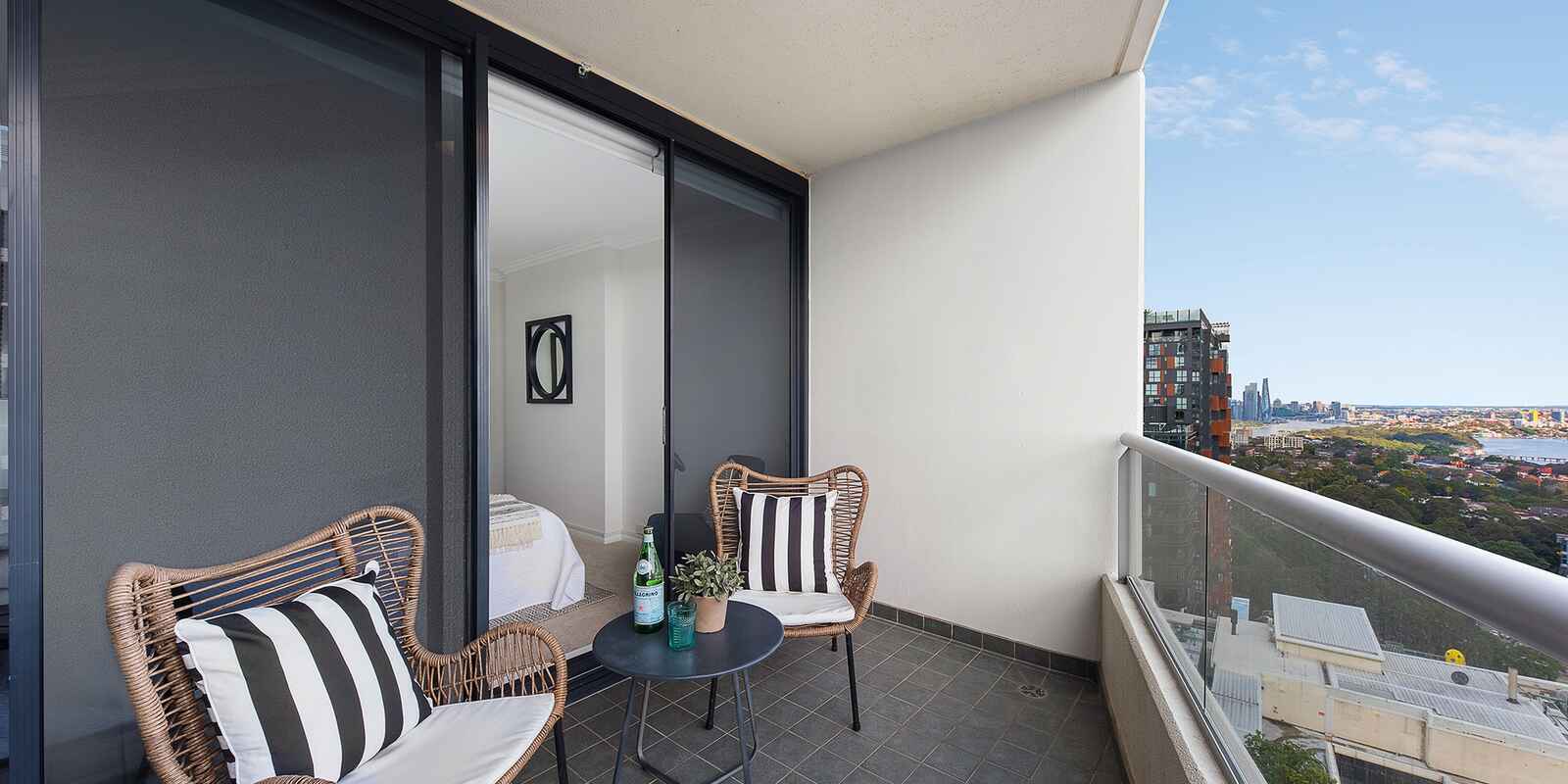 2202/1 Sergeants Lane St Leonards