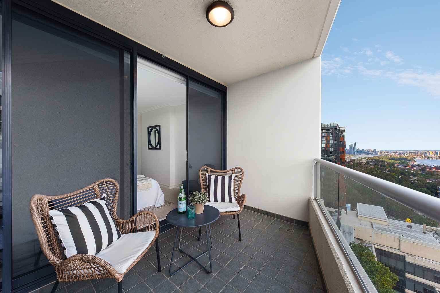 2202/1 Sergeants Lane St Leonards