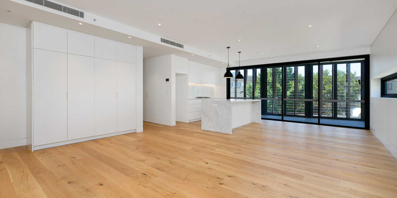 13/211 Military Road Cremorne