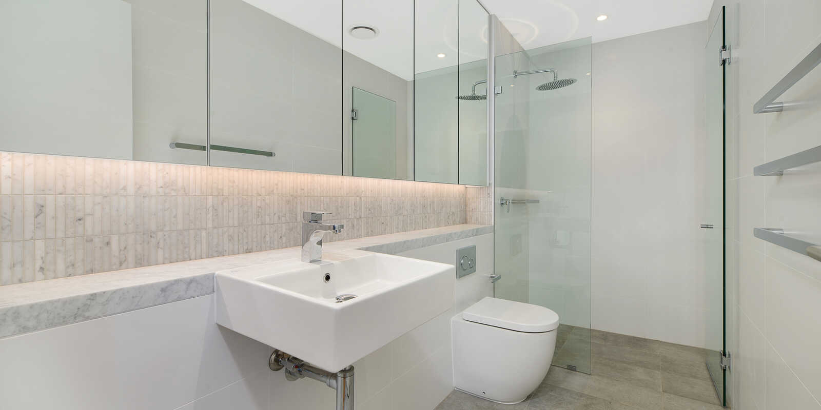 13/211 Military Road Cremorne