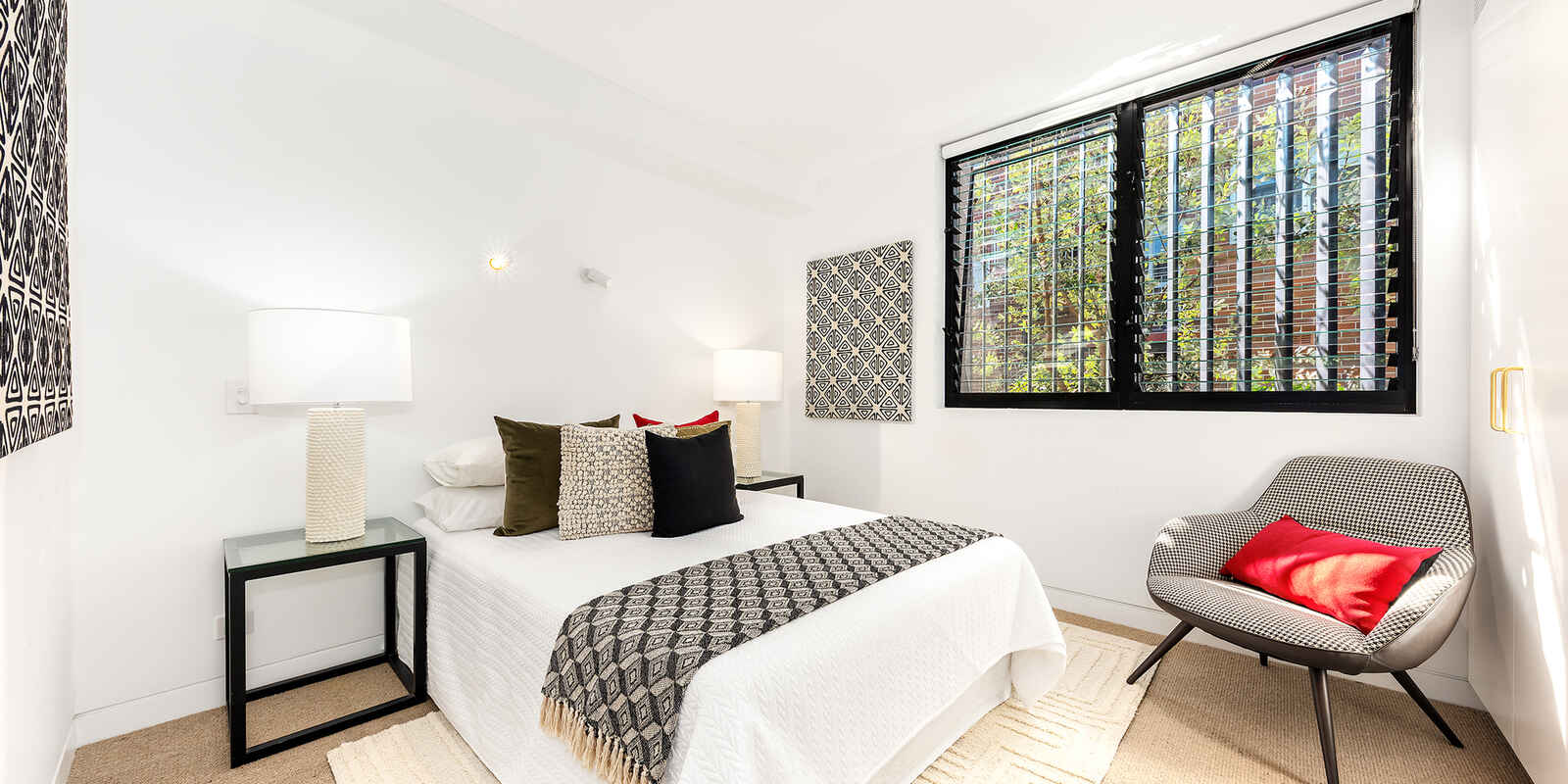 2/15 Montpelier Street Neutral Bay