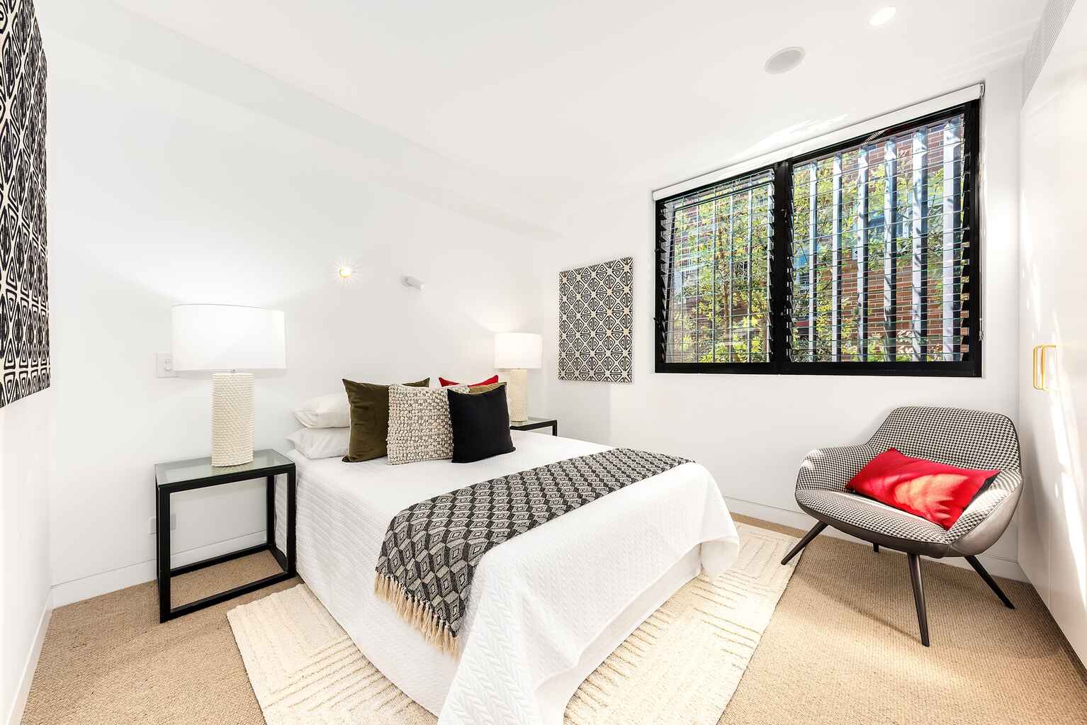 2/15 Montpelier Street Neutral Bay