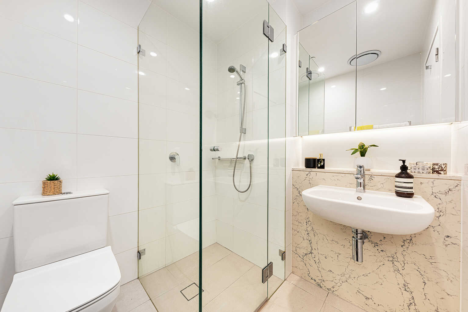 703/229 Miller Street North Sydney