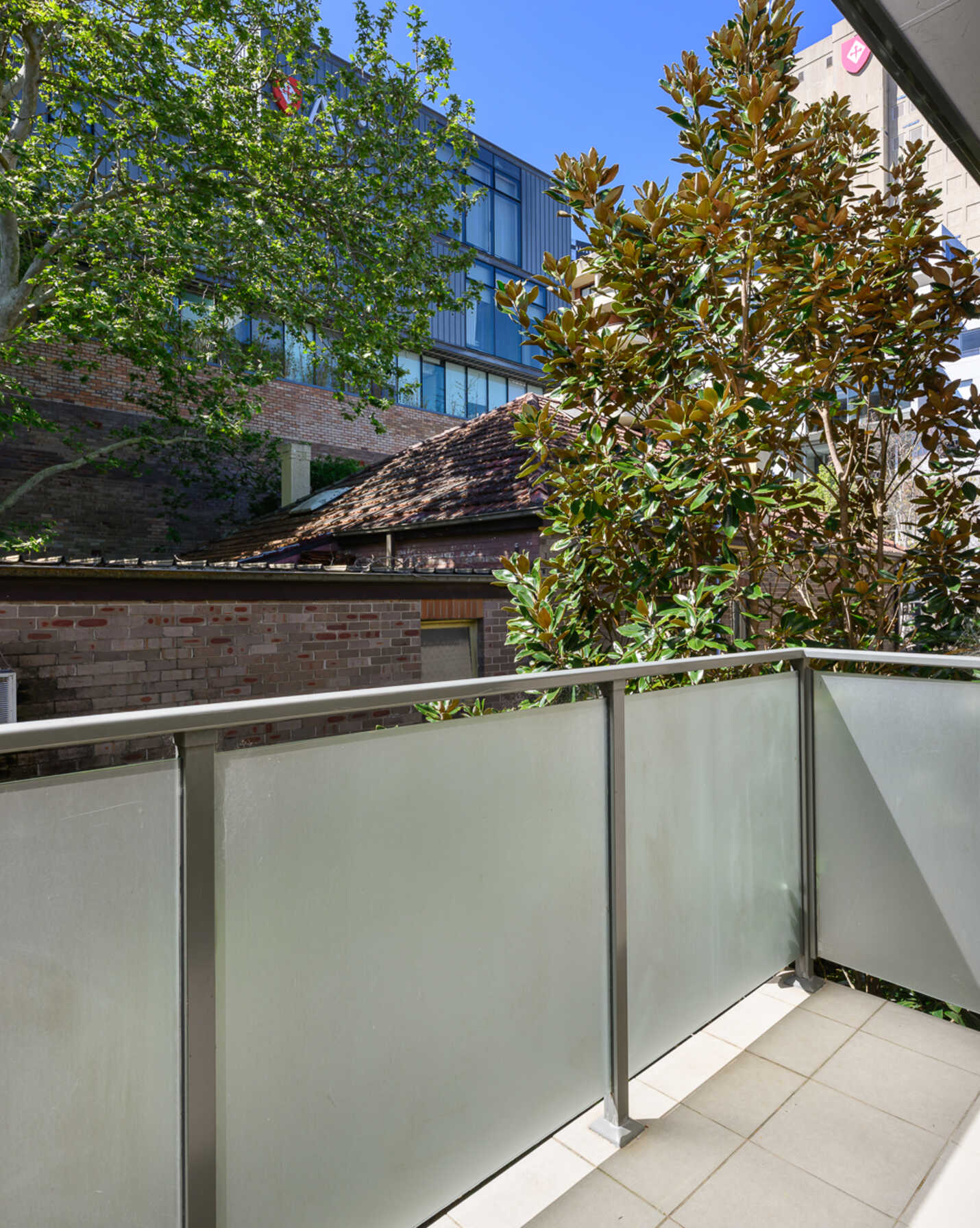 13/2-4 Berry Street North Sydney, Sydney - Thumbnail 3
