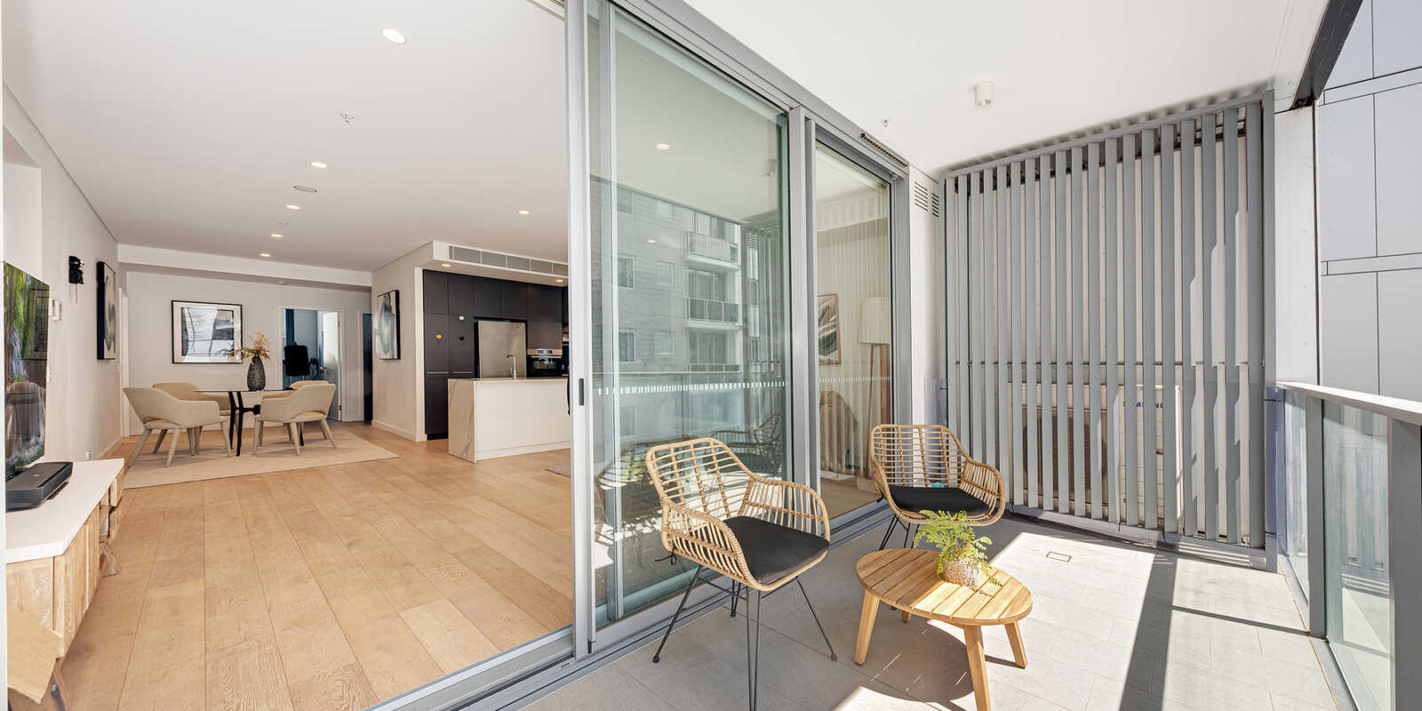 1401/221 Miller Street North Sydney