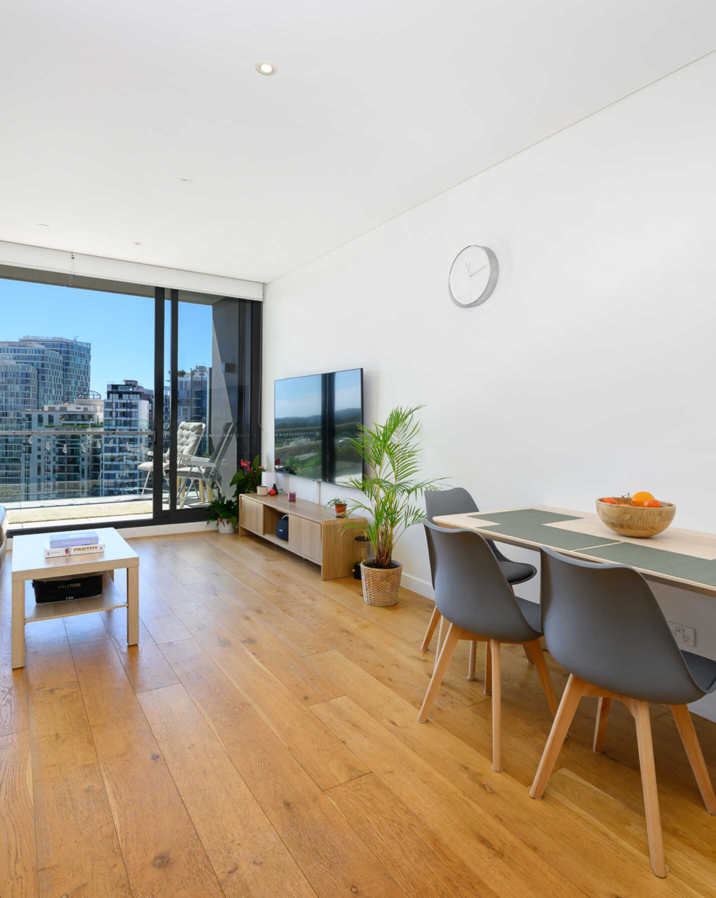 1601/225 Pacific Highway North Sydney, Sydney - Image 1