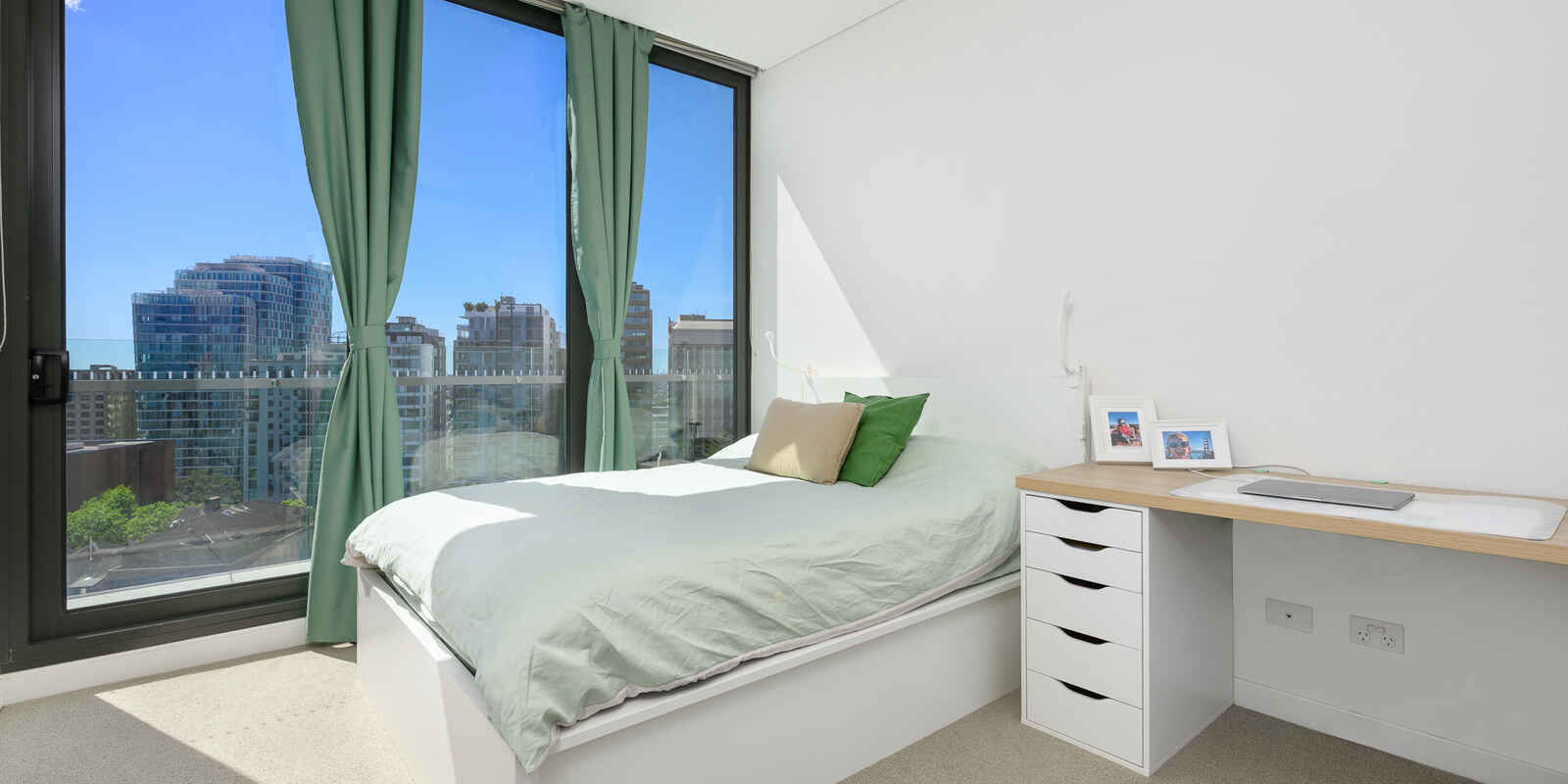 1601/225 Pacific Highway North Sydney